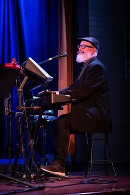 Keyboard player